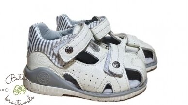 Clibee uždaros basutės (21-26) White/Grey Clibee uždaros basutės (21-26) White/Grey