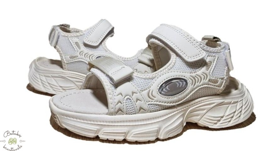 Clibee sportinio stiliaus basutės (32-37) Beige 1 Clibee sportinio stiliaus basutės (32-37) Beige 1
