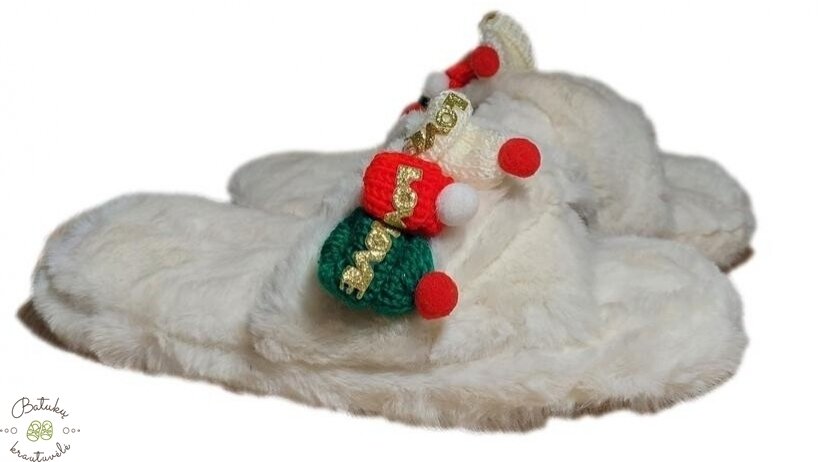 Cortina moteriškos kailinės šlepetės (36-41) White