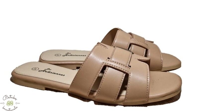 Les Arlesiennes moteriškos šlepetės (36-41) Beige Les Arlesiennes moteriškos šlepetės (36-41) Beige
